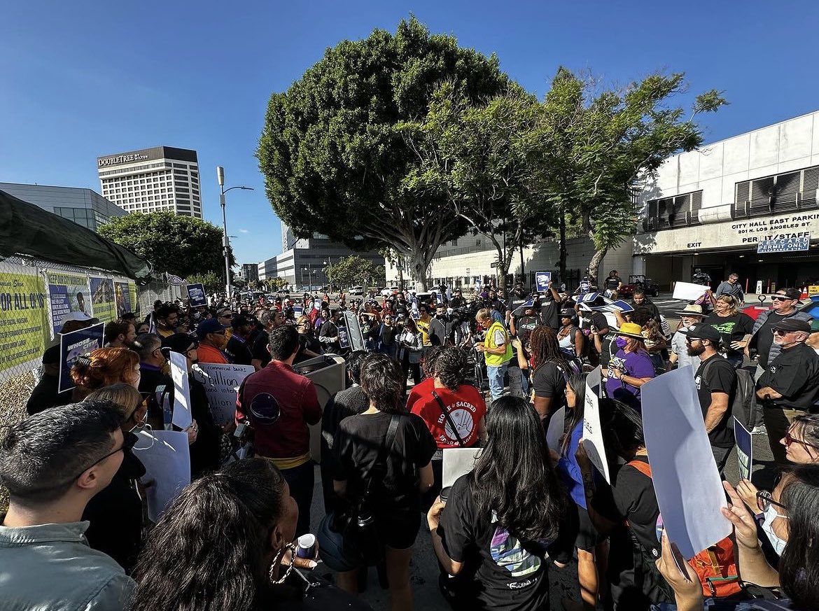tran_scends's tweet image. Exciting day at the @FixLANow launch as Los Angeles unites for a more affordable &amp;amp; tenant-friendly city. A public bank is crucial in unlocking capital to transform LA.