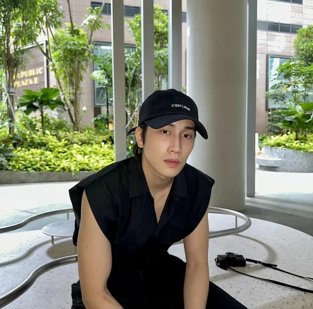 KwOpas's tweet photo. Good morning 🌧🍃
ตื่นเช้าพร้อมพลังบวกล้นๆ เป็นวันที่น่ารักอีกวันของไบเบิ้ลนะคะ😉

love you 😚🖤 

#อรุณสวัสดิ์คุณวิชญ์ภาส

@biblesumett
#BibleWichapas
#bsumone https://t.co/PMJ31HSUha