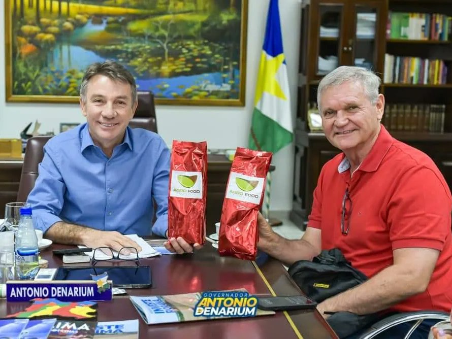 aluizionassi's tweet image. Mais investimentos no #Café_Roraima

Recebemos o Carlos Giuberti, da Agro Food (ES). Produzirá café robusta com selo de indicação geográfica e padrão gourmet.

#Roraima_HemisférioNorte
#Roraima_AMelhorFronteiraAgrícolaDoBRASIL
#RoraimaEstadoLuz 🌞
#AtraçãoDeInvestimentos 🏁🏁🏁