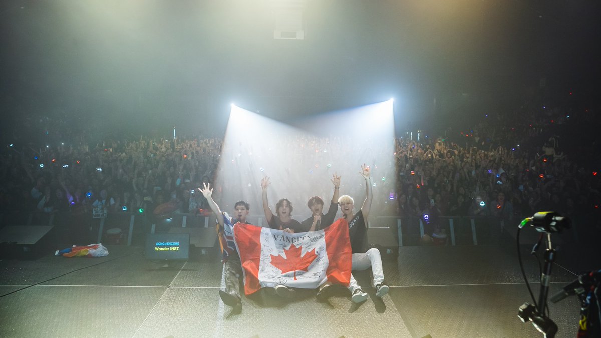 TheRose_0803's tweet photo. [DAWN TO DUSK] Vancouver. October 10, 2023

#DAWNTODUSKTour 
#DAWNTODUSKVancouver https://t.co/mRi6vh3Bjd