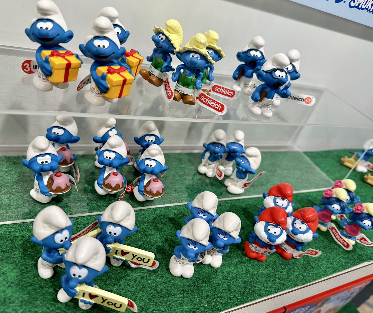 スマーフまとめ売り 本日スタート／ 【THE SMURFS Anniversary POP UP STORE】 世界中で愛