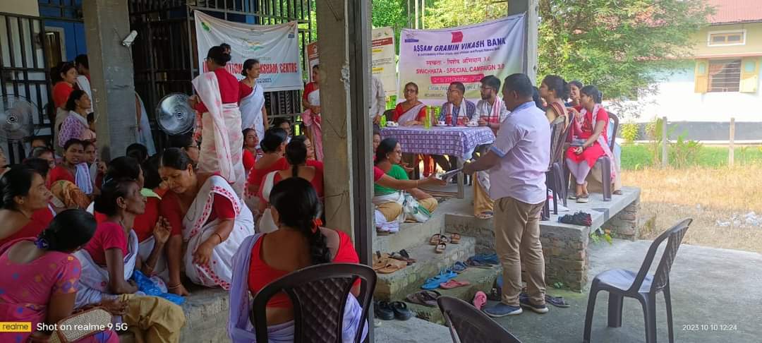agvbank's tweet photo. Financial Literacy Camp &amp; Swachhata drive by Assam Gramin Vikash Bank under Special Campaign 3.0
@PMOIndia PMO India
@DFS_India Department Of Financial Services, GOI
#DARPG
#SpecialCampaign3
#SwachhataHiSeva
#SwachhataHiSeva https://t.co/JkT9R2Vmuc