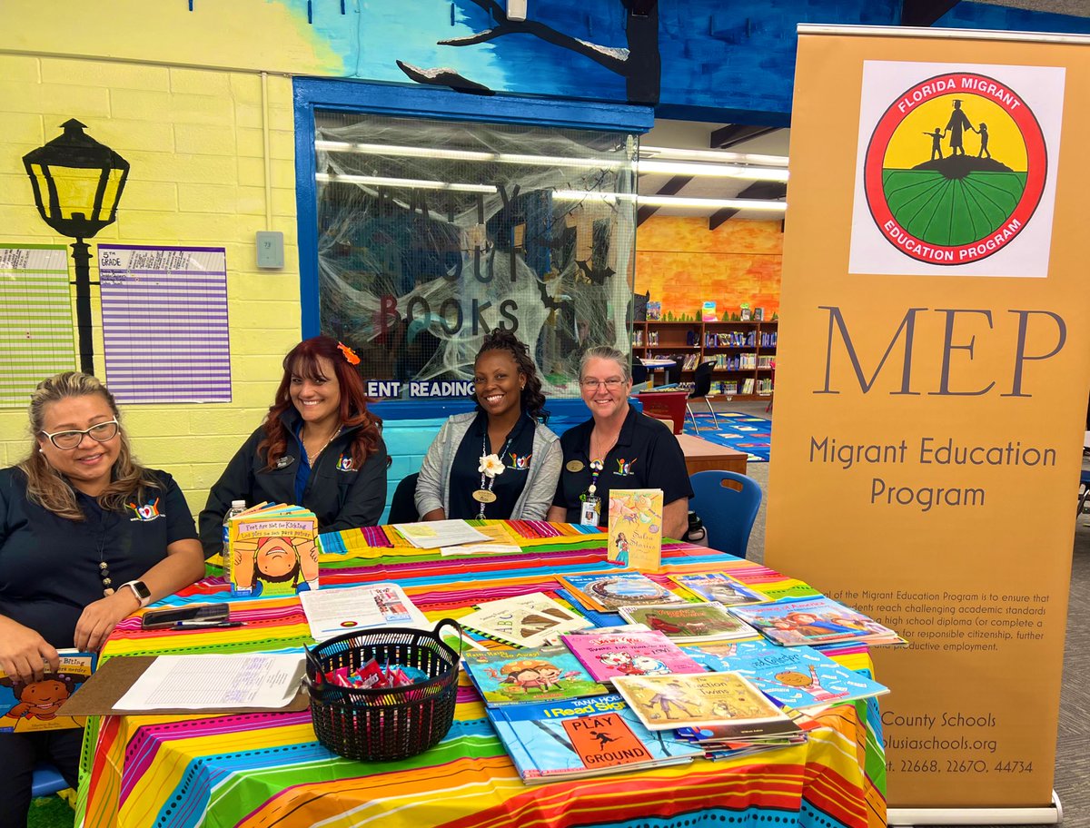 ertaylor75's tweet photo. Hispanic Heritage Celebration @ Enterprise Elementary. Our M.I.N.D. Team is so happy we were included in the celebration. @VCSMigrant @DraPC26 @MargisonToni @mddotro137 https://t.co/DOl2qZmbQ2