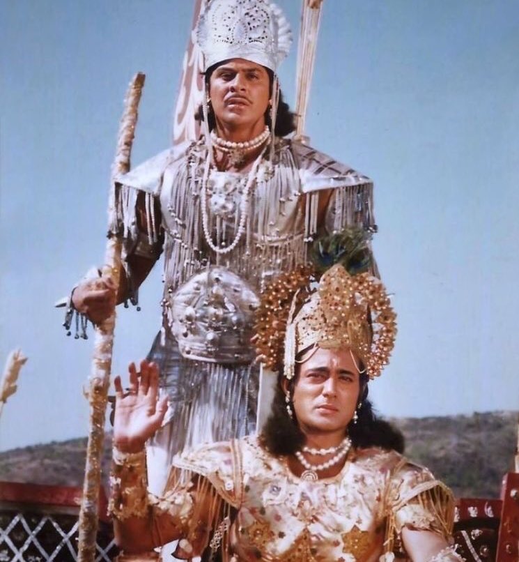 MahakaviDinkar's tweet photo. परशुराम का शिष्य खड़ा है
बनके सूरज इस रण का।
हे पार्थ सुनो! यह कर्ण नही,
यह रौद्र रूप है शंकर का। https://t.co/ScMCNhanPB