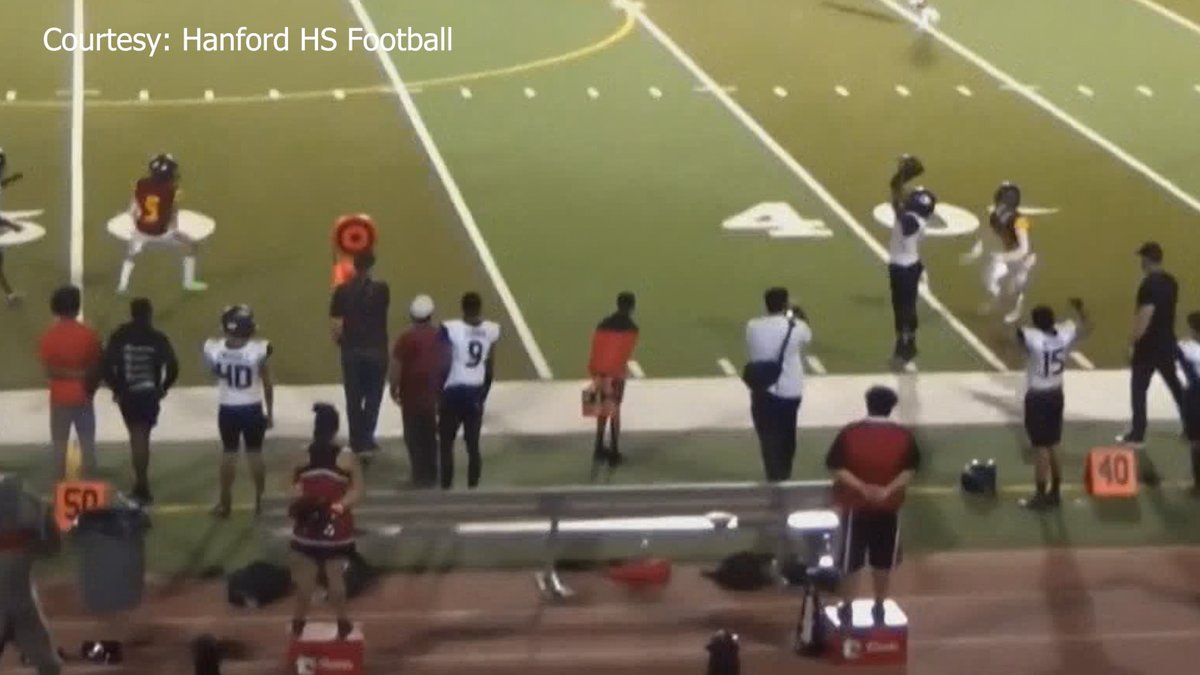 SBemisOnline's tweet photo. Hidden Highlights: HS Football Week 8 
Includes Dos Palos, Hanford, Corcoran, Mt. Whitney, Immanuel @IHSNation @FootballHanford @_JordanBlack  @MWHSPioneers @peyton_vw5 
https://t.co/v0tzO4GRcA https://t.co/ePl6tNm59p
