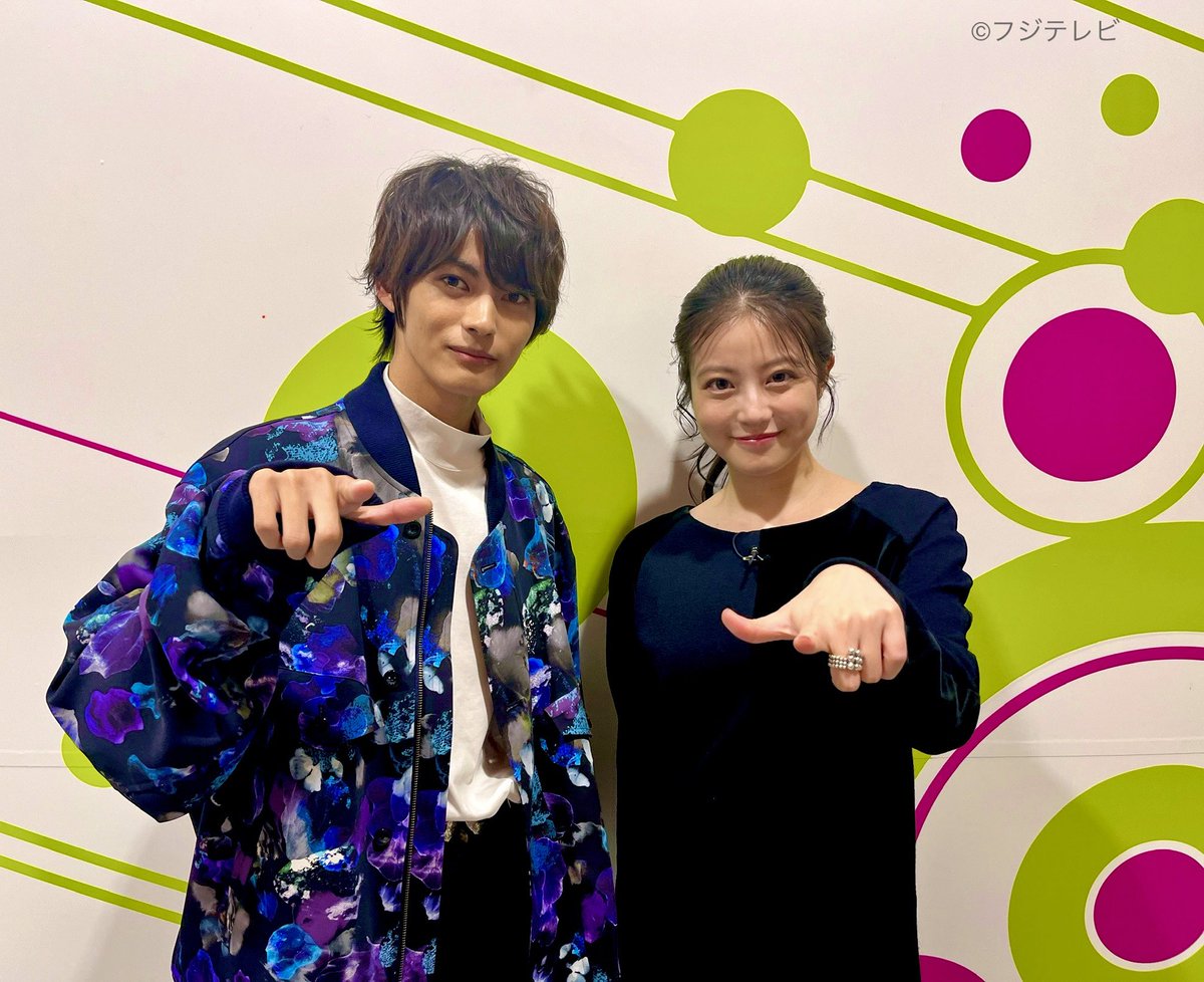#10月12日 🗓️の「#せきららスタジオ ☕️」には

#木10ドラマ 
「#いちばんすきな花 💐」から
#今田美桜 さん＆#神尾楓珠 さんが
遊びに来てくださいました👏👏

出演後にパシャリッ📸
#ノンストップポーズ 👆頂きました😊❗️

#今夜10時スタート 📺
#初回20分拡大 👅
#すき花 💐
#可愛い2人 🫰🩷