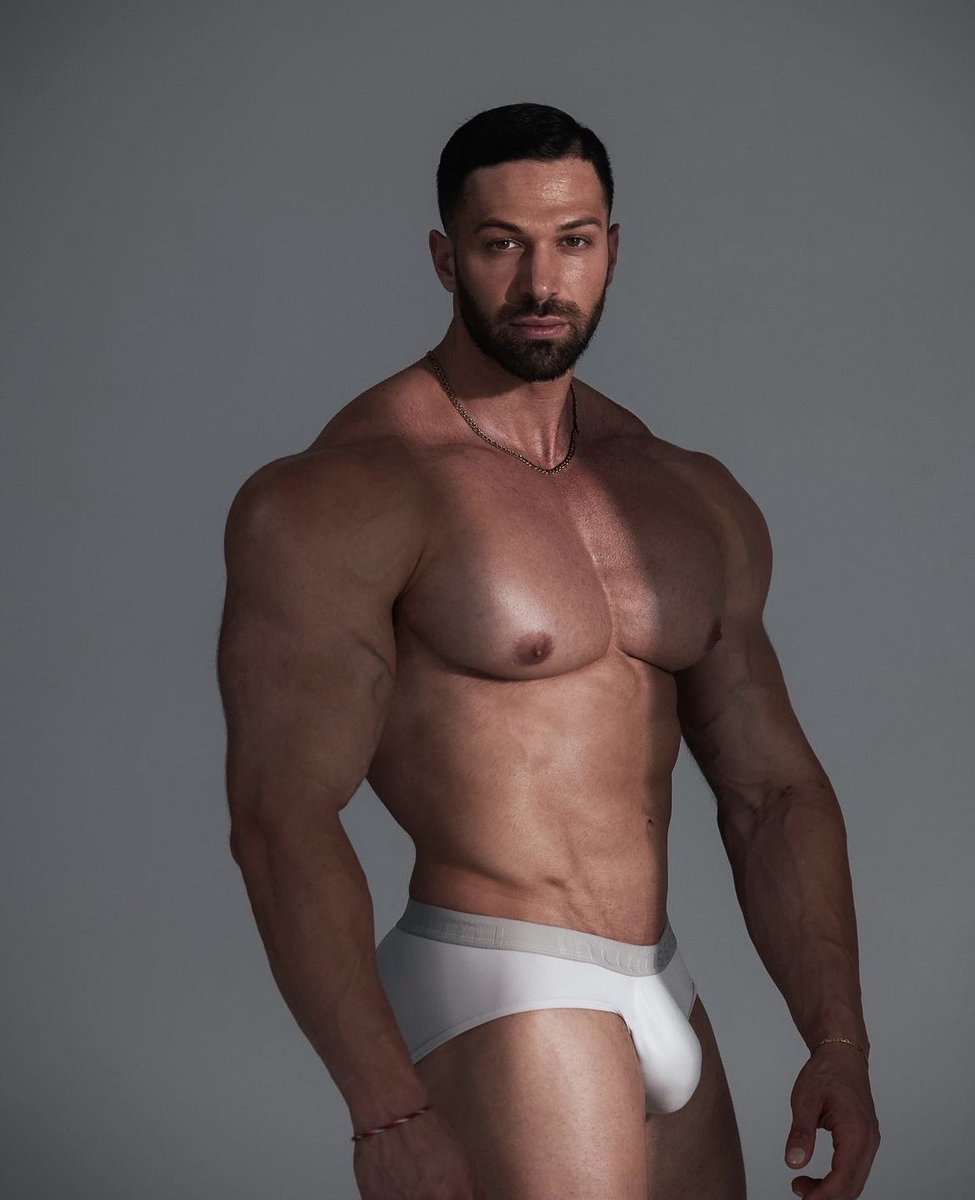 liveformuscle's tweet photo. Alessandro Cavagnola... https://t.co/AAWfQKl4Jl