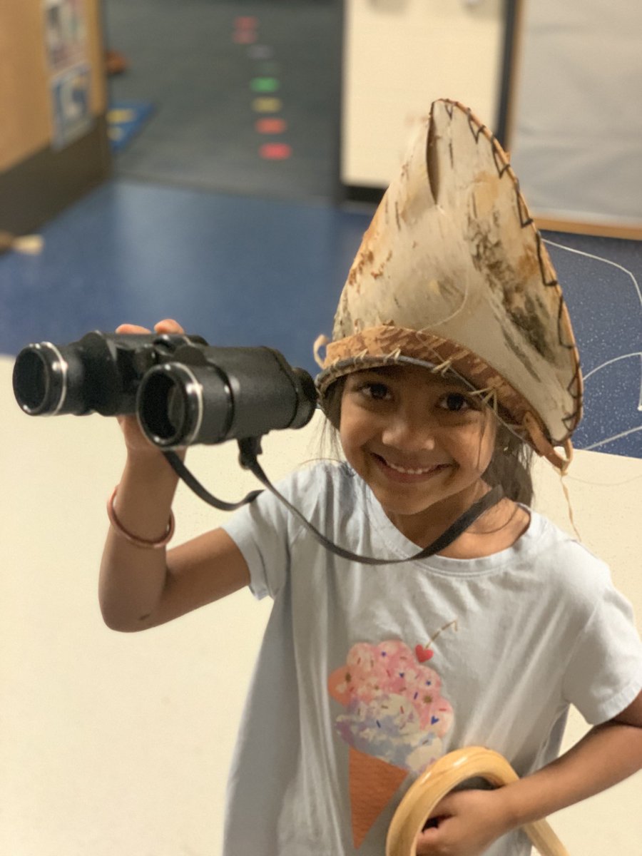 MusicWithMissL's tweet image. Row, row, row your boat gently down the stream.... Explorers’ week is fun! 🛶🚣‍♀️🗺 #explorersweek #rds #MusicWithMissL2023