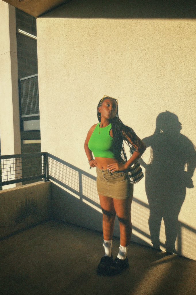 jada_bizzle's tweet image. ig saw these first