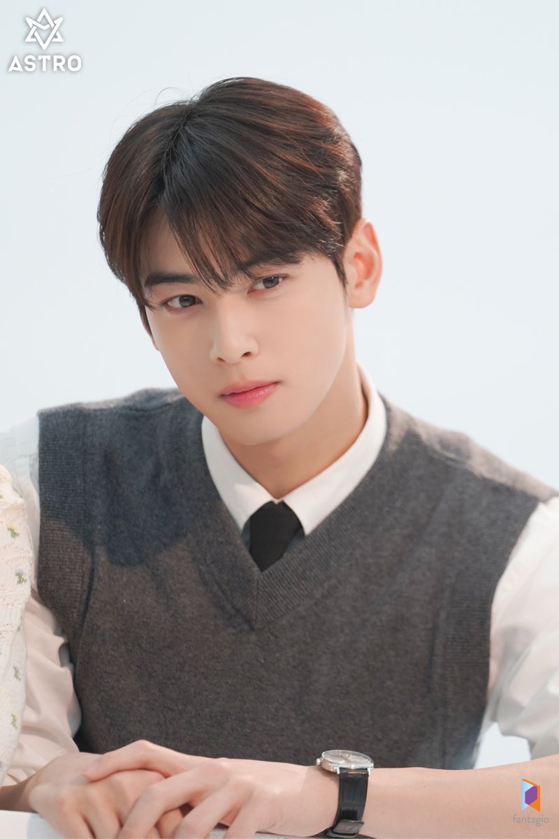 fantagiogroup's tweet photo. [#차은우][포스트] 오늘도 사랑스럽차은우

▶ https://t.co/LEvOVdyJKf

#네이버_포스트 #아스트로 #ASTRO #CHAEUNWOO https://t.co/0YvcEiiFD7