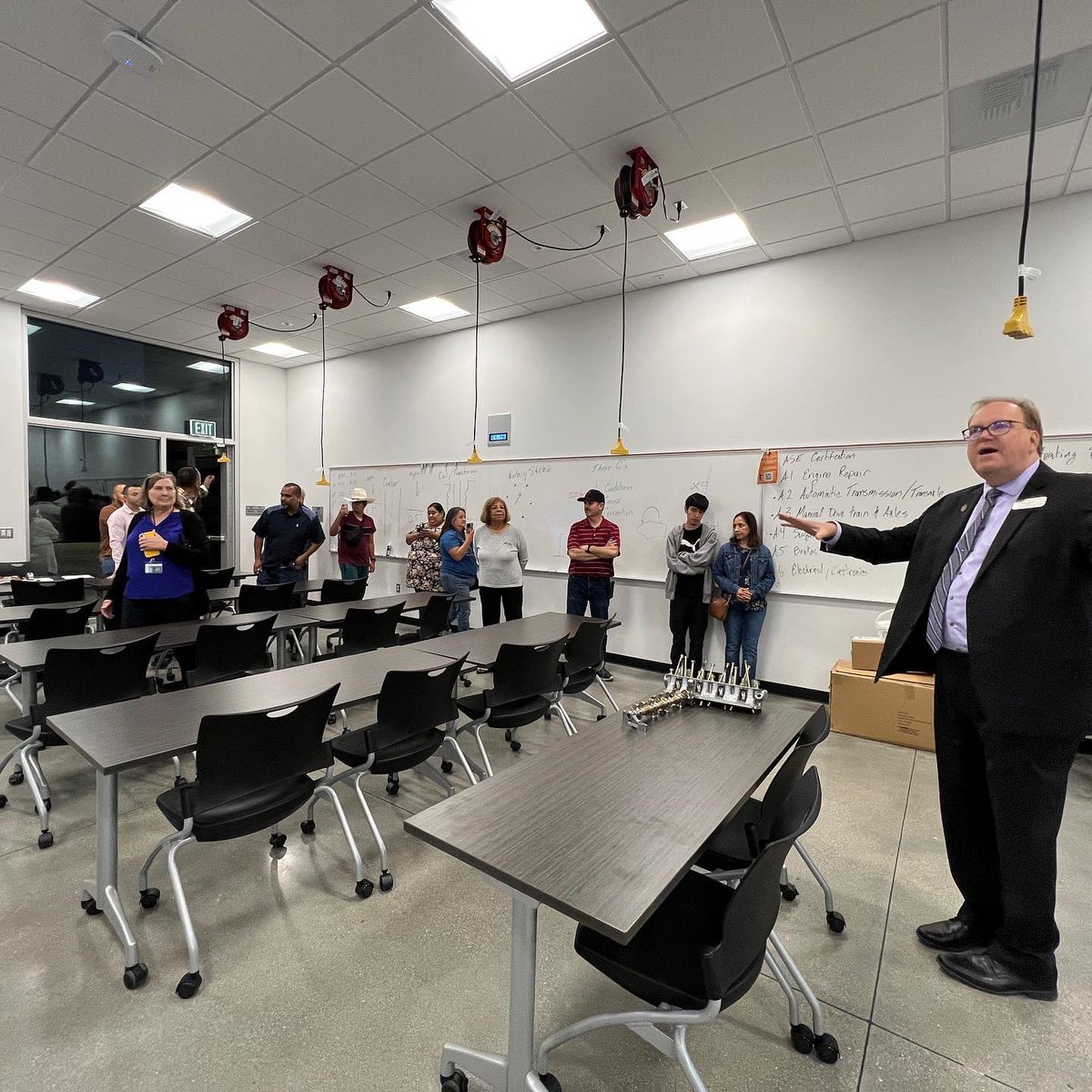 Santa Ana USD tweet media