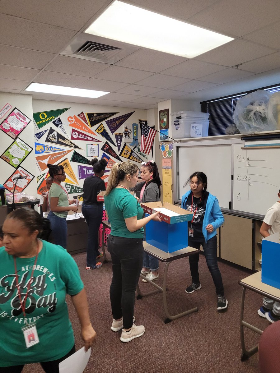 Votes are in....Congratulations to our newly elected NEHS officers!! Great campaign 👏. We have some amazing things coming this year 💥🤗 <a href="/C_Tisdom/">Christy Tisdom</a> <a href="/CharlesRDrewES/">Drew Elementary</a> <a href="/tarabrogers/">Tara Rogers</a>