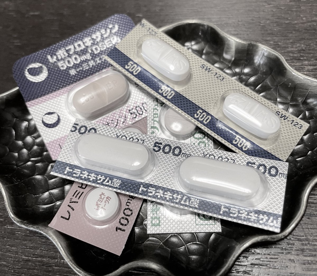 ミシマ tweet media