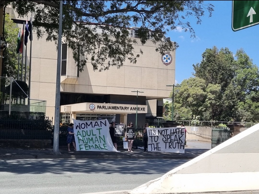WomanUpSpeak's tweet photo. Outside #Brisbane Parliament this morning, making it clear we oppose the ridiculous #HateSpeech bill. 
As usual lots of support from the public.
We will never give up our right to speak the truth! 
#AdultHumanFemale #WomensRightsAreHumanRights https://t.co/A5wtM177Ps