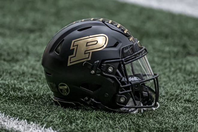After a great conversation with <a href="/CoachNoahJoseph/">Noah Joseph</a> I’m blessed to receive a PWO from Purdue. #BoilerUp 💪🏽look forward to a visit soon. <a href="/buchananbear_fb/">Buchanan Football</a> <a href="/BrandonHuffman/">Brandon Huffman</a> <a href="/alecsimpson5/">Alec Simpson</a> <a href="/GregBiggins/">Greg Biggins</a>