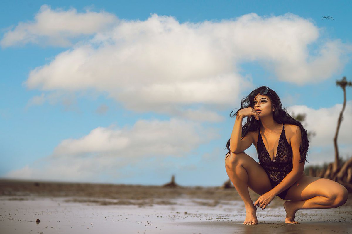 AbhiLens's tweet photo. Featuring Model Tanusree Dawn
Photography: Abhijit Dutta
Shot At: Henry Island, Bakkhali, India
Gear Used: Nikon Z6II • 85 1.8G
Do support the photographer with a follow in Vero: https://t.co/q4yuUen2vV
#model #beach #bikini #silhouette #beachvibes #modelbaby #beachlifestyle https://t.co/NQAYUmgb9s