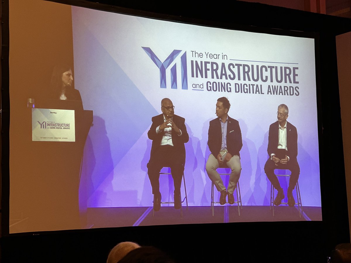 Robert Mankowski tweet media