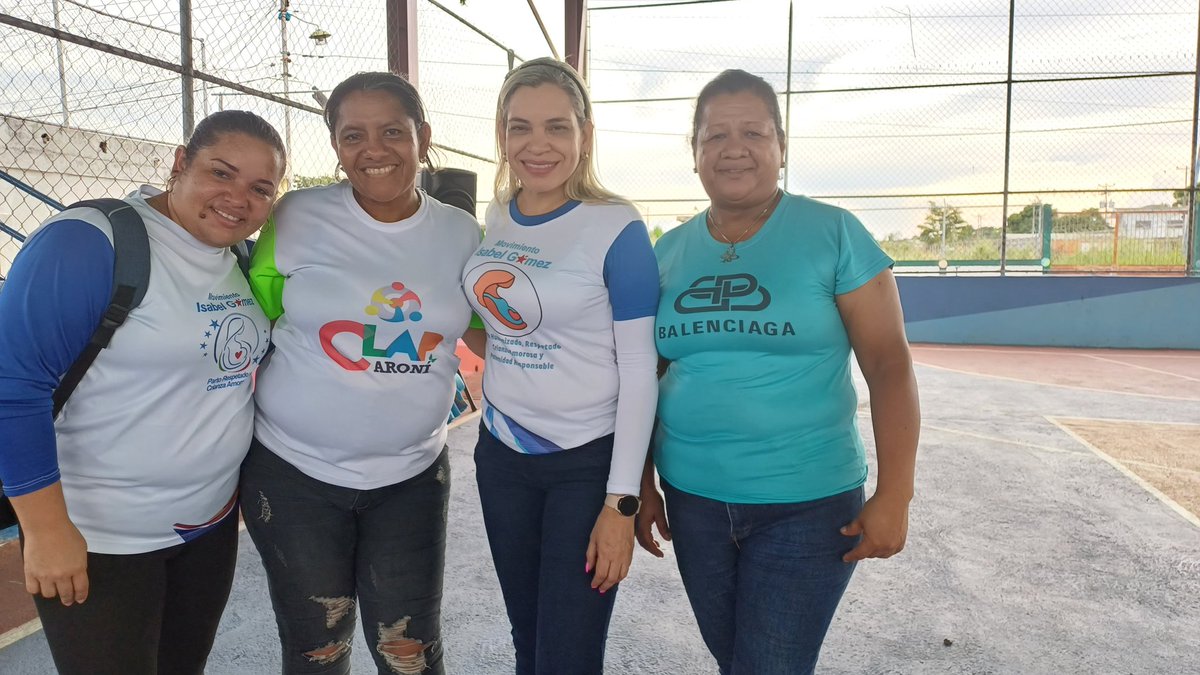LisethCHIRICAPsuvClap (@chiricapsuv) on Twitter photo Capitan <a href="/dcabellor/">Diosdado Cabello R</a> <a href="/NicolasMaduro/">Nicolás Maduro</a> aquí estamos las mujeres de la Patria que no dejaremos que nadie pisoteen la dignidad de esta patria sagrada #PuebloUnidoPorLaPaz <a href="/Marianela_PSUV/">MarianelaMarcano</a> <a href="/OviedoPSUV/">Tito Oviedo</a> <a href="/YasminChauran1/">@YasminChauran</a> <a href="/oritsy74/">Diputada Oritsy Rojas.</a> <a href="/alcalanancy/">Nancy Alcala Psuv</a> <a href="/Clapchirica/">Clap Chirica</a> <a href="/delcyrodriguezv/">Delcy Rodríguez</a> <a href="/taniapsuv/">Tania Valentina Díaz</a> Capitan <a href="/dcabellor/">Diosdado Cabello R</a> <a href="/NicolasMaduro/">Nicolás Maduro</a> aquí estamos las mujeres de la Patria que no dejaremos que nadie pisoteen la dignidad de esta patria sagrada #PuebloUnidoPorLaPaz <a href="/Marianela_PSUV/">MarianelaMarcano</a> <a href="/OviedoPSUV/">Tito Oviedo</a> <a href="/YasminChauran1/">@YasminChauran</a> <a href="/oritsy74/">Diputada Oritsy Rojas.</a> <a href="/alcalanancy/">Nancy Alcala Psuv</a> <a href="/Clapchirica/">Clap Chirica</a> <a href="/delcyrodriguezv/">Delcy Rodríguez</a> <a href="/taniapsuv/">Tania Valentina Díaz</a>