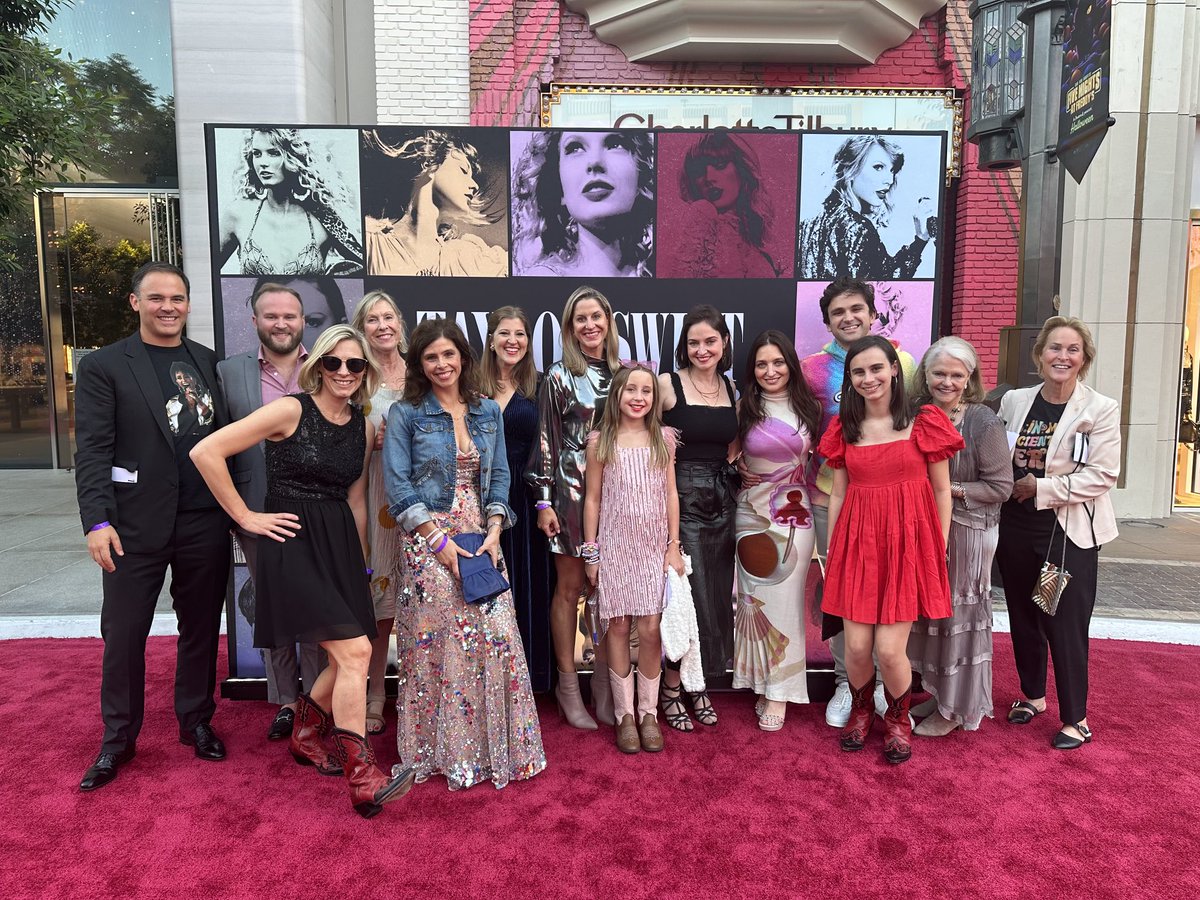 francesarnold's tweet photo. In my #scientist era at #TaylorSwift premiere in LA. ⁦@GordonConf⁩ made this tshirt for all girl scientists! https://t.co/O5PaUv0fmg