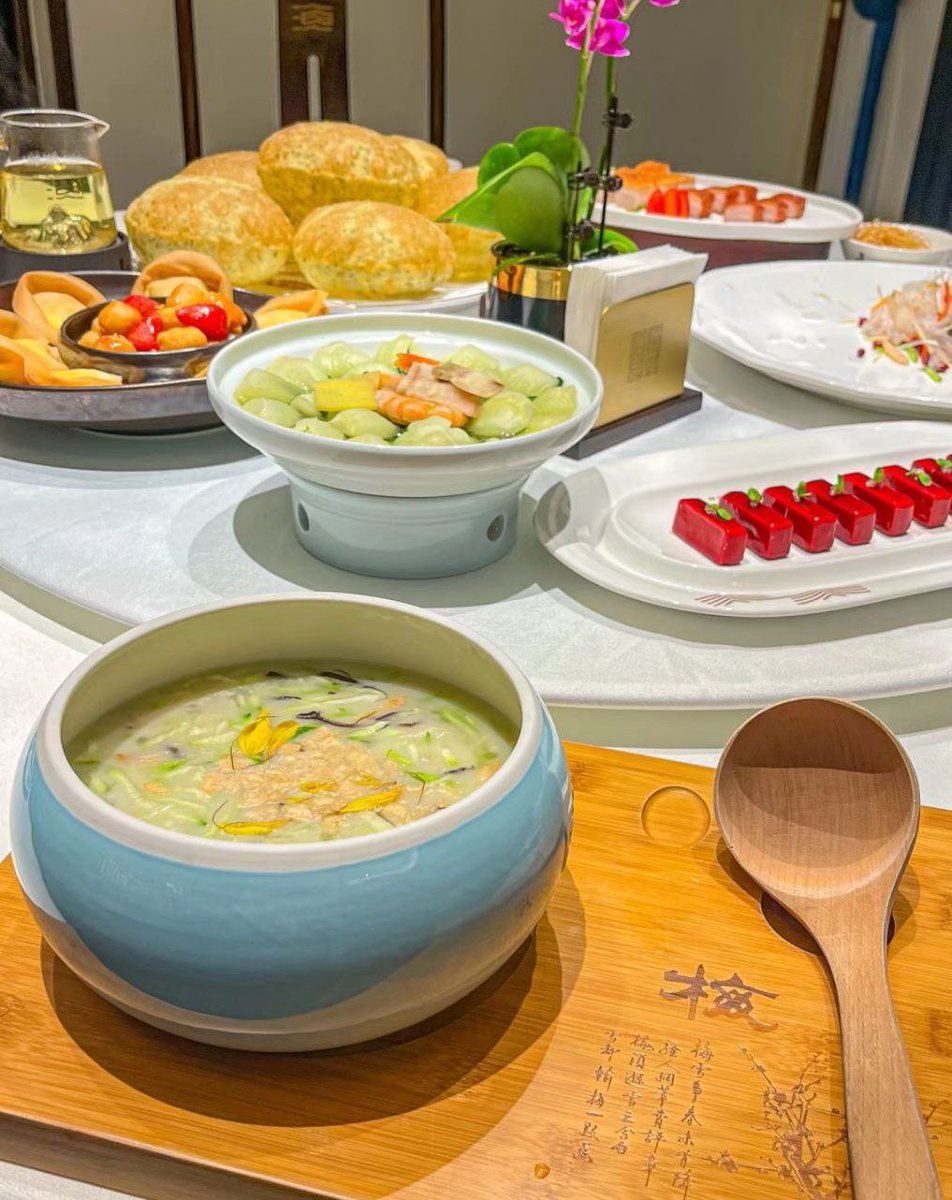 nutalapi's tweet image. Make a conscious effort to take enough time to enjoy your food. Enjoying food with joy and peace is as important to health as the nutritional content of food.