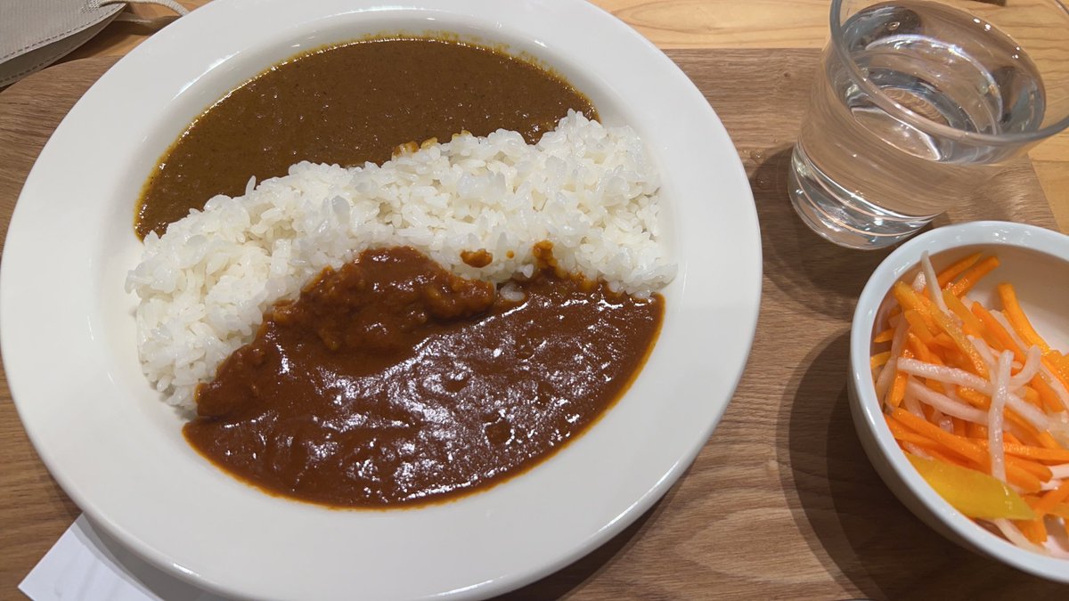 OU14518830's tweet photo. プレーオープンしてるよ https://t.co/7Q3IyK34zb