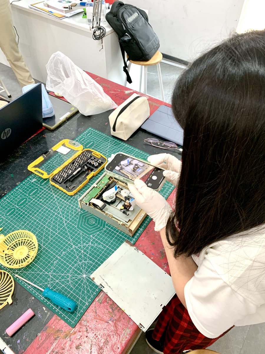 Year 11 Product Design: As part of their ongoing exam coursework, the designers are disassembling and documenting real mechanical and electronic products to analyse the materials and construction methods used in manufacturing. #HIS_Learning