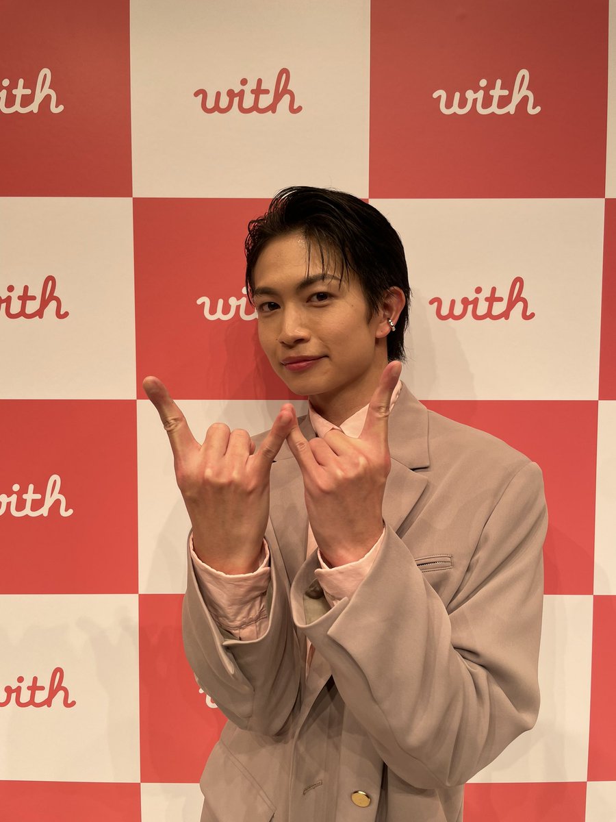 tsuna_staff's tweet photo. #マッチングアプリwith さんのTVCMに出演させて頂きます！

初のTVCMになります👏👏👏

明日、10月13日(金)からOA開始ですので、是非ご覧ください！！ https://t.co/fXje3e4zly