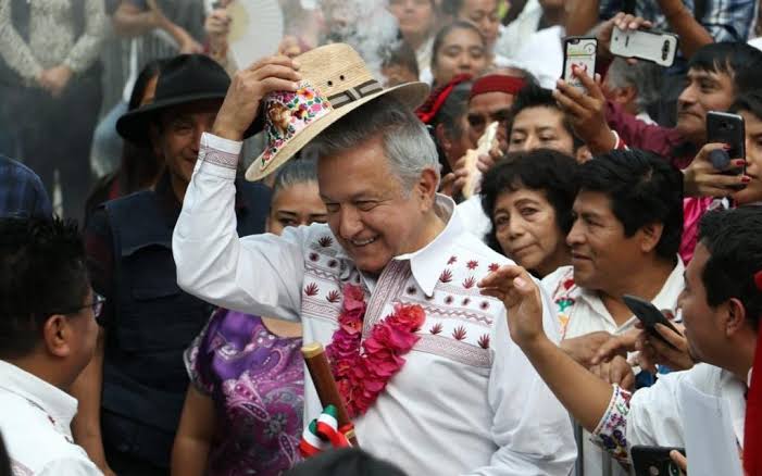 EyCielitoLindo's tweet photo. ¿Eres seguidor de #AMLO?

¿Obradorista de ♥️?

👉SÍGUEME Y TE SIGO 🔃

Hagamos más fuerte el movimiento más importante de la historia de México

¡Siempre amloístas! 🫶♥️🇲🇽 https://t.co/xfURXmViON