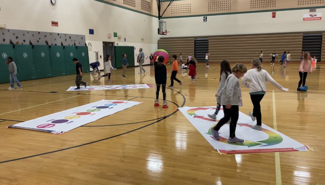 MrsSorgPE's tweet image. Students maximizing learning opportunities while having FUN during Adapted PE and indoor recess today…. without even knowing!  @FitandFunPlay Love these cool mats for our purposeful movements! #PhysEd  #AdaptedPE  #RidgeRocks