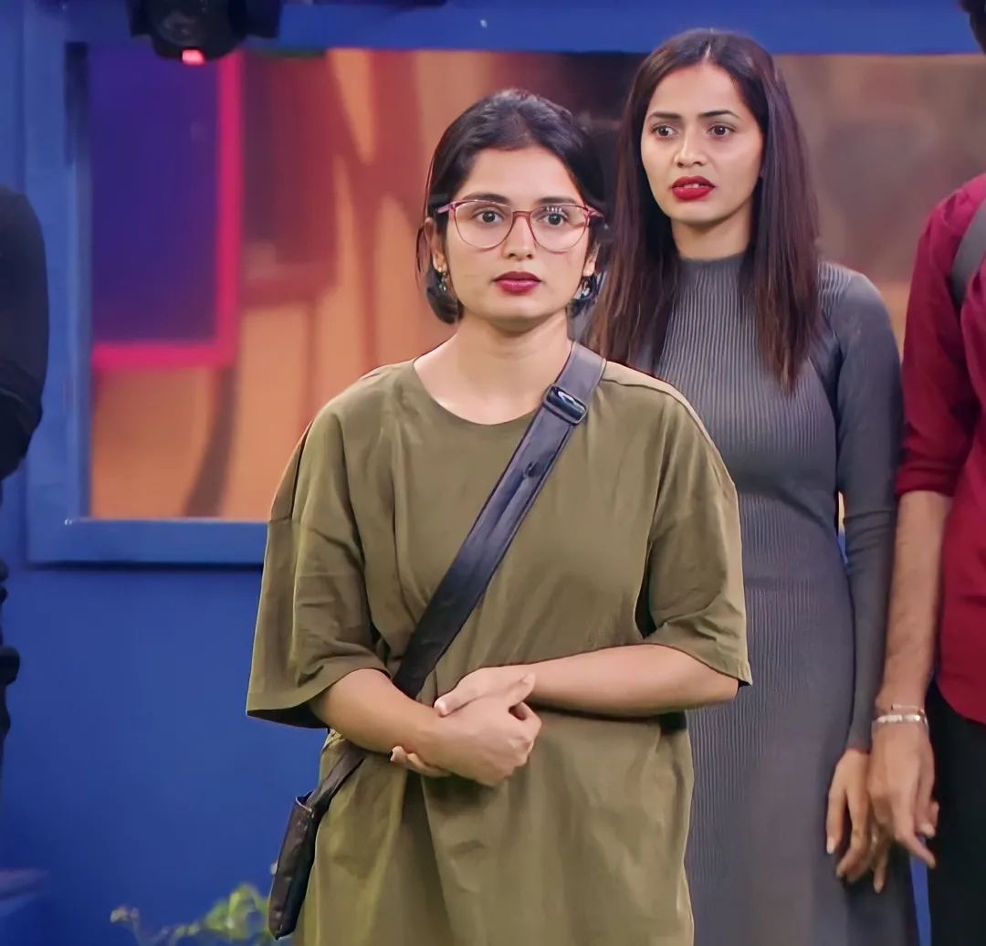 navya_shivpari's tweet photo. Good morning 🌄
Have a nice day 💞
Keep supporting priyankajain 💗
@PriyankaJain7 

#PriyankaJain #bigbosstelugu7 #bigboss7telugu #shivpari #priyankajainarmy #parians https://t.co/OC9gGP5TJe