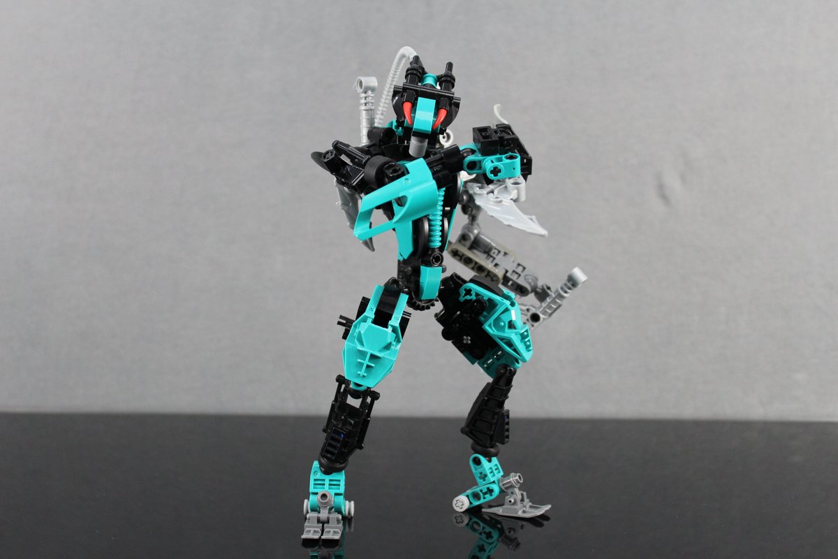 WombatCombatWCP's tweet photo. After witnessing the conclusion of DuckBrick's Lariska Fanon Contest, I knew I just had to build her! MOC by @gerou100!

More info about the MOC/Character: https://t.co/b7NCbiUhiE

#bionicle #moc #lego #biovival #bioniclemoc #legobionicle #legotechnic #lariska https://t.co/Vjmg9bw6on