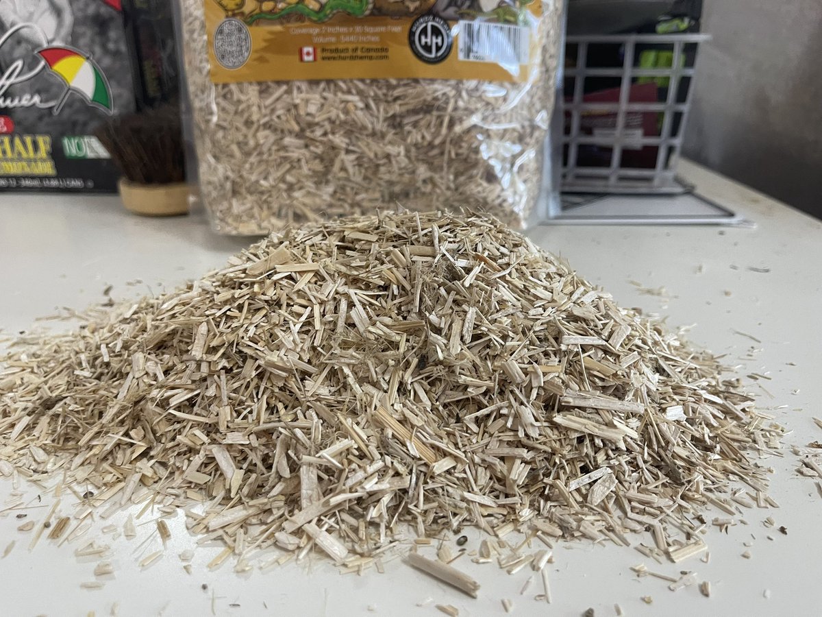 HURDZ HEMP horse and chicken bedding. Learn about why our bedding is the best in the world.
#hemp #hempanimalbedding #hempbedding #hurdzhemp