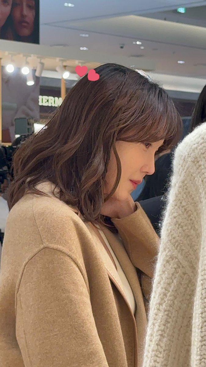 wandoo806's tweet photo. 옷 보는 옆태가 아름다울 일? ;;; https://t.co/dIS5cljMap