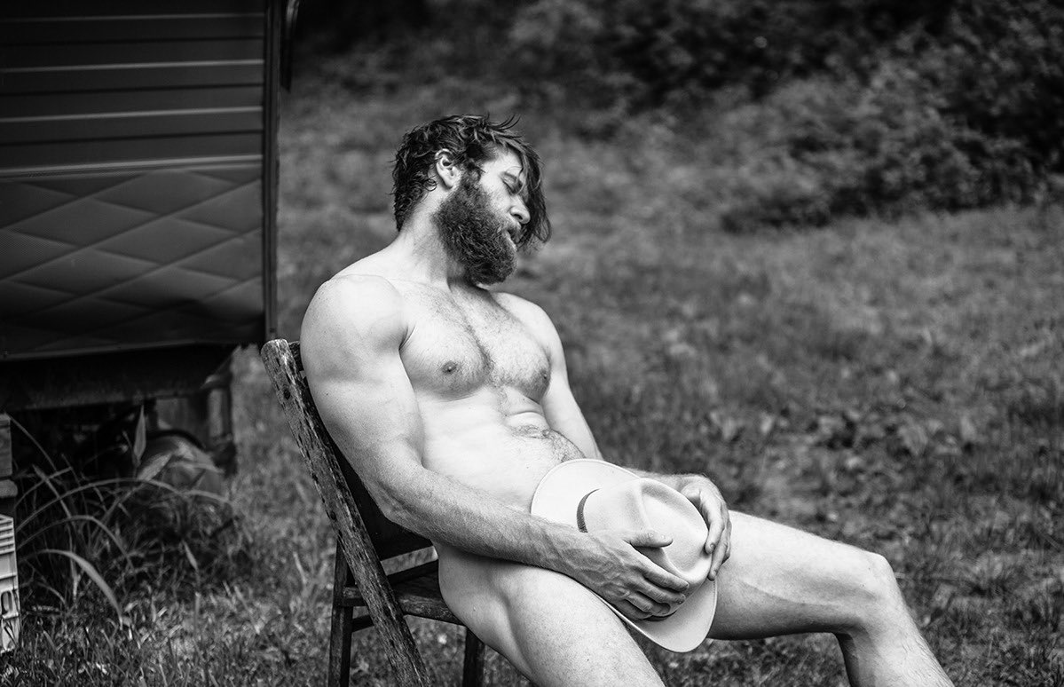 𝘋𝘢𝘯𝘦 𝘌𝘭𝘭𝘪𝘴 𝘋𝘪𝘢𝘻 (@scruffalpha) on Twitter photo 