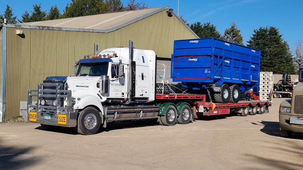It's #DeliveryDay of 2x 18t, 40m3 capacity, GX18-23 Silage Trailers sold to Meningie SA. 
-
-
-
#stewarttrailers #farmtrailer #trailers #dirttrailer #armourgroup #australianfarming #farmmachinery #sustainableagriculture #agricultureaustralia #builtforaussiefarms #aussiefarms