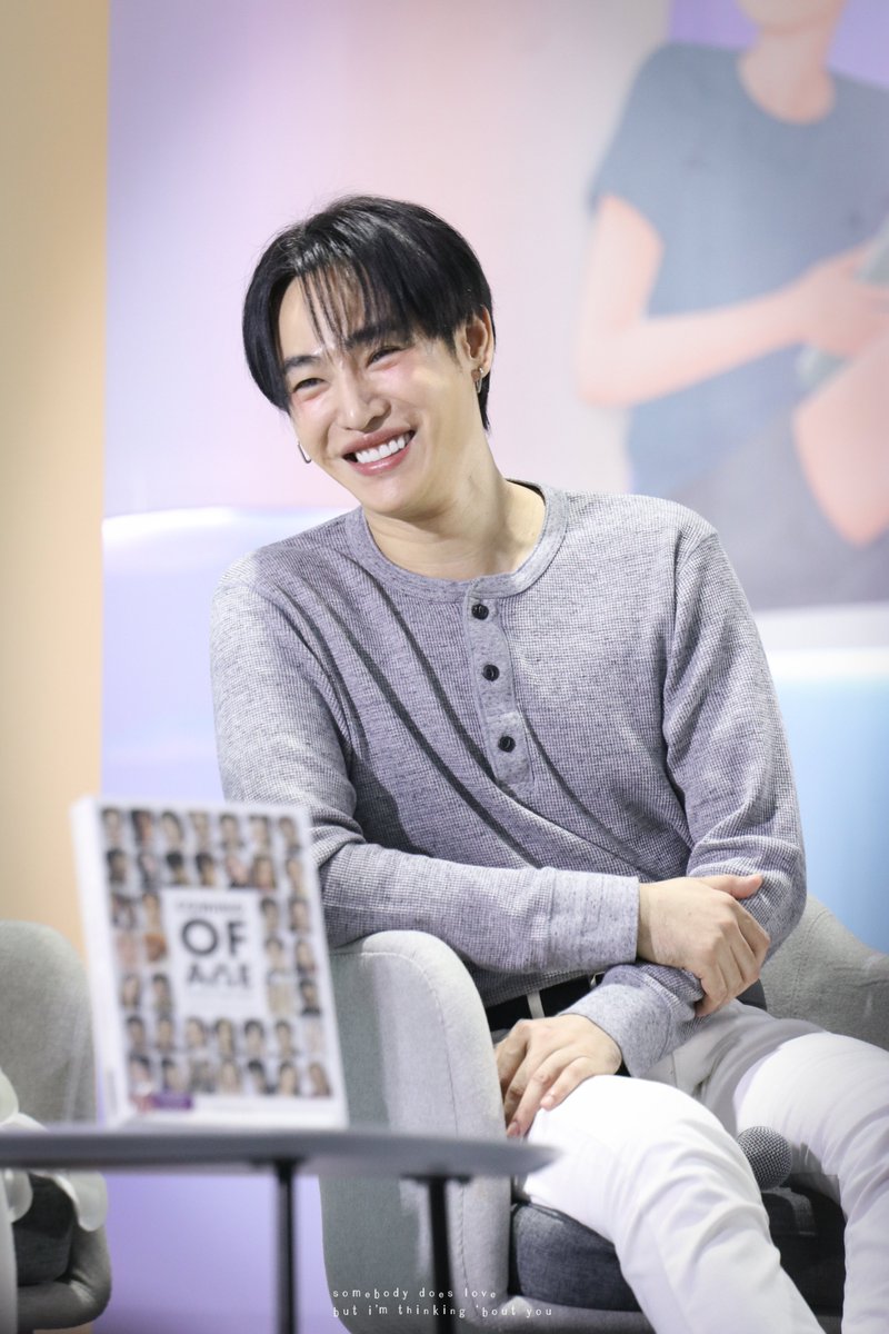poppybrownie's tweet photo. น่ารักมุมิ 🫶🏻
@peckpalit  
#เป๊กผลิตโชค #Peckpalitchoke  #ComingofAgeFansignEvent
#palitgallery https://t.co/KFggkNhcK2