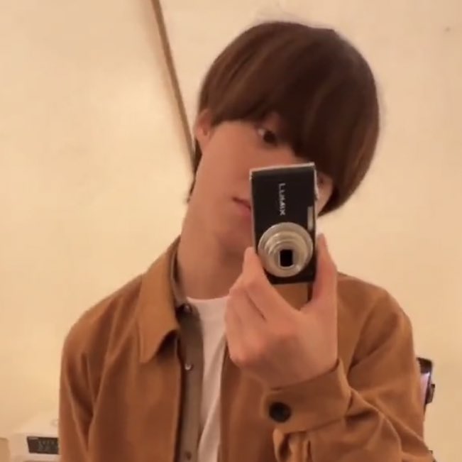 sinkansen97's tweet photo. 🤭
#大橋和也 https://t.co/NtprocBKQk