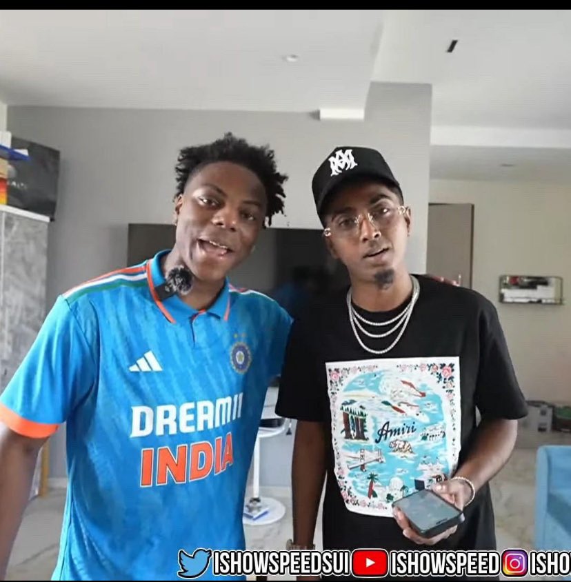 Shoibbhat5's tweet image. Kumb ke mele mei bichde huwe bhai #samebreed @ishowspeedsui @MCStanOfficial