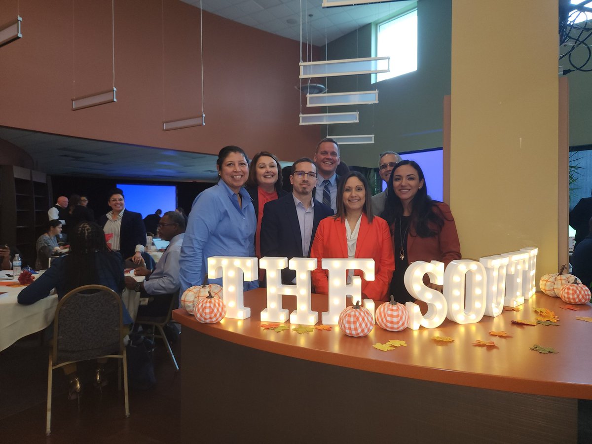 Ana Cantu tweet media