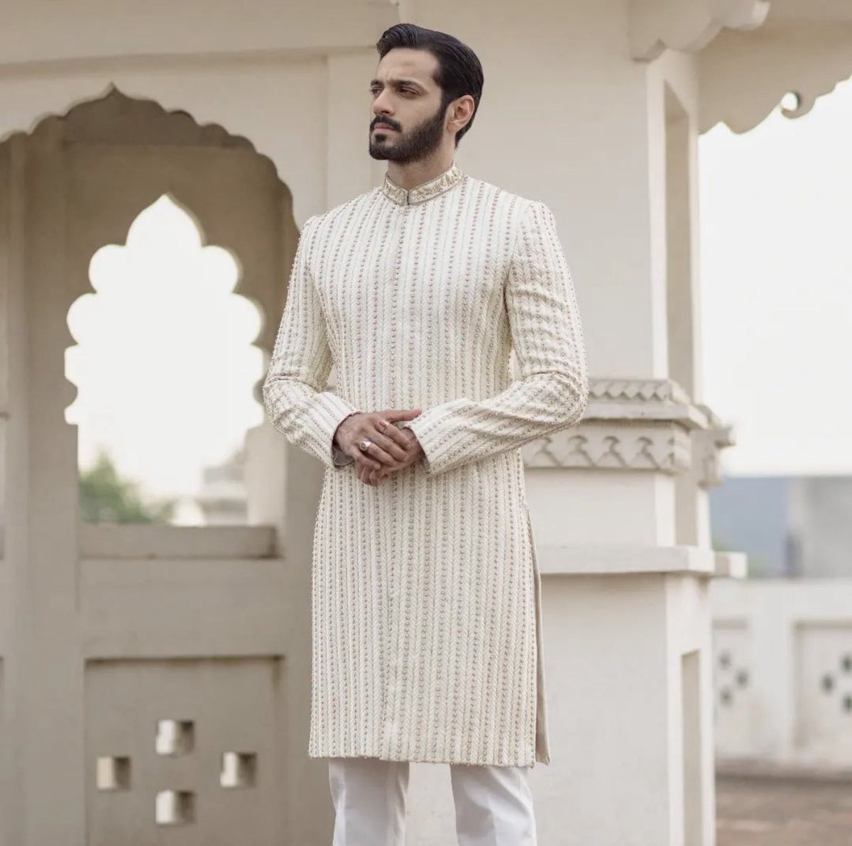 _ramini14's tweet photo. It’s #OffWhite this time 🤍🤍🤌🏻🧿 #Nawabi 👑 My favourite Colour #WahajAli For #MayaPret 🤍🤍
WAHAJ ALI X MAYA PRET
🤍🤍 Mashallah Mashallah 🤍🤍 https://t.co/IQcQpWBVMr