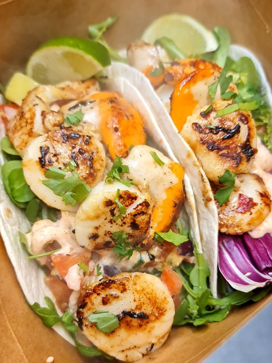 The Redshank tweet media