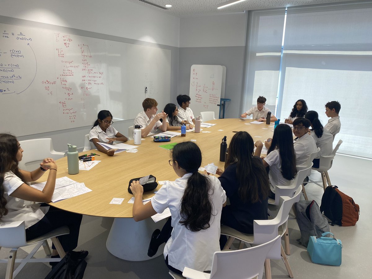 DC Arabic tweet media