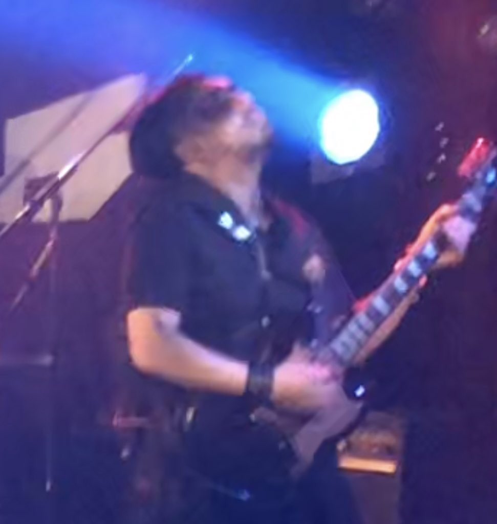 maju_wylde666's tweet photo. 来年 1/27(日)に、
サポートバンドで、ライブ。
じまず。サポバン。で。
場所は。確か関内だっだど思。う。。 https://t.co/EfU0z65dVG