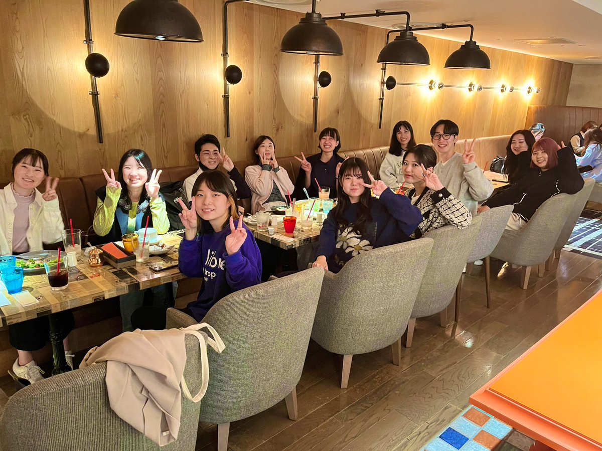 ami_k02's tweet photo. 今回の内定者懇親会はランチ会でした〜🌼
ほんとにみんないい子なので関西の皆さま楽しみに待っていてください！🥺🌈
#24卒 #内定者懇親会 #25卒 #新卒採用 https://t.co/oJV58Fp8fy