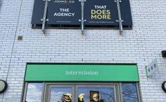 Everyone knows that coffee is an addictive substance❤️. But... I feel so bad. Sometimes I think about the past, but now I leave the past behind, my friend📷.