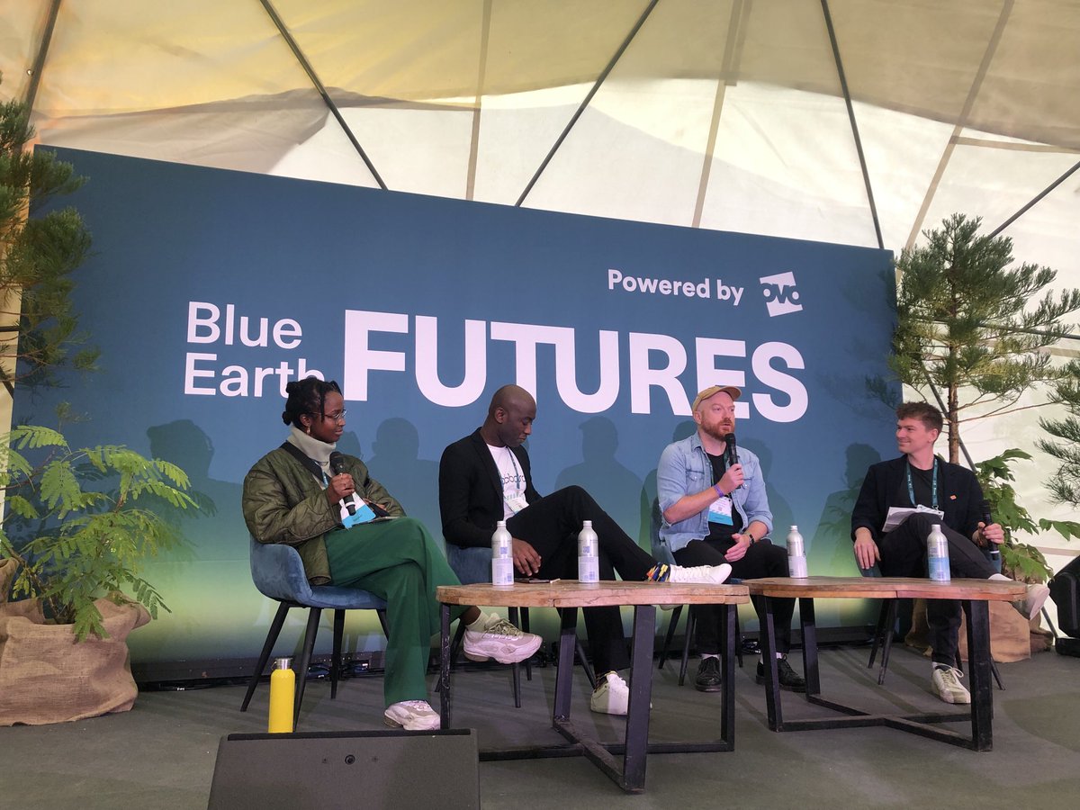 SafiaMinney's tweet photo. At ⁦@BlueEarthSummit⁩. Enviral ⁦@go_enviral⁩ put together their plastics campaign for ⁦@GreenpeaceUK⁩🙌🏽The power of comms in building new culture. Creative pioneering agency &amp; built #plasticfootprint for 100k UK households involved &amp; called govt to act now. https://t.co/m7UEIaY7Zf