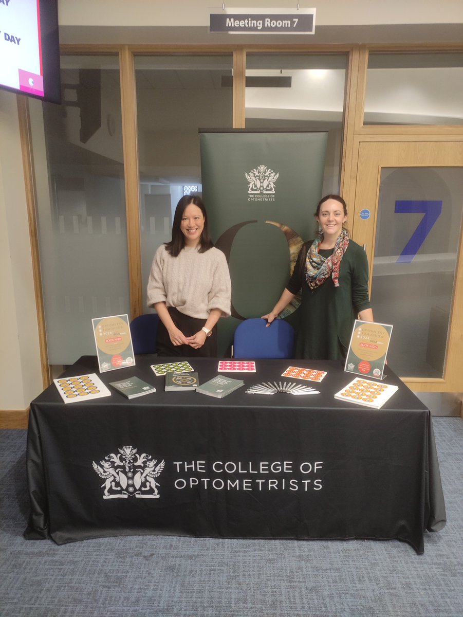 denise_voon's tweet photo. It's #WorldSightDay and the @CollegeOptomUK are in Northern Ireland at the World Sight Day and Pan-Ireland Ophthalmology Day Event in Belfast!
#Optometry #Opthalmology #Collaboration #SightSaving https://t.co/WjyjUPt7qO