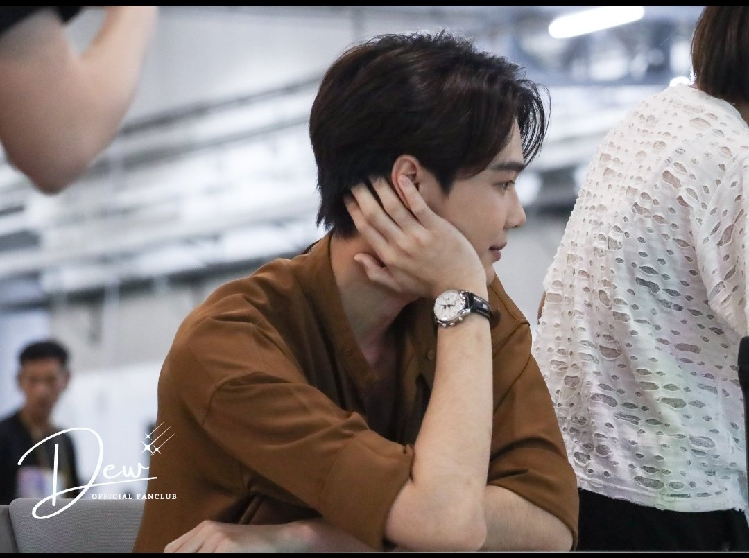 SumanRa03742647's tweet photo. #dewnani
#fansignmeeting
#dew_jsu
#hirunkit_
#kotae
I wish I will be there too ๐คญ๐คญ https://t.co/ZFZ7dvWsLV