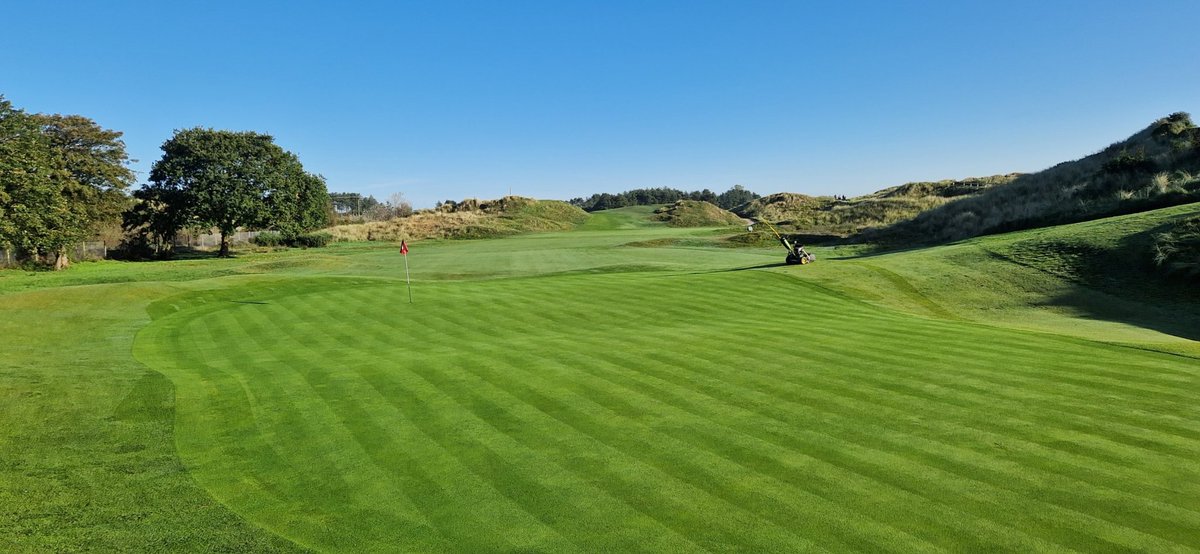 Beautiful links life <a href="/SandAGolfClub/">S&A Golf Club</a>