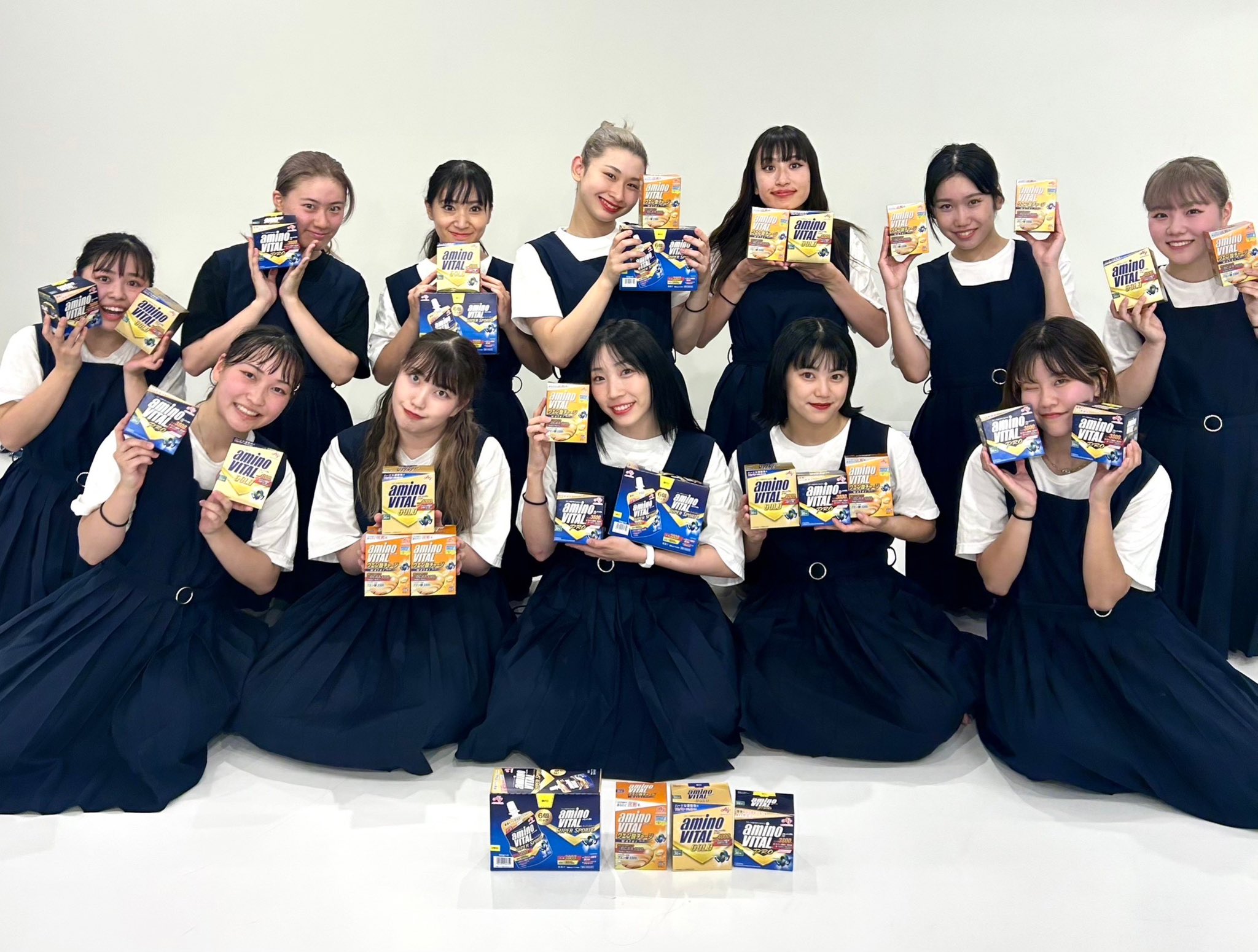 pani アバンギャルディ パニ サイン入りポスター avantgardey アバンギャルディ avantgardey on X: 
